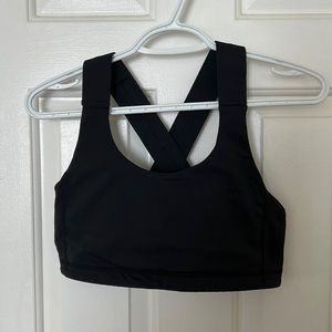 Lululemon black sports bra size 10